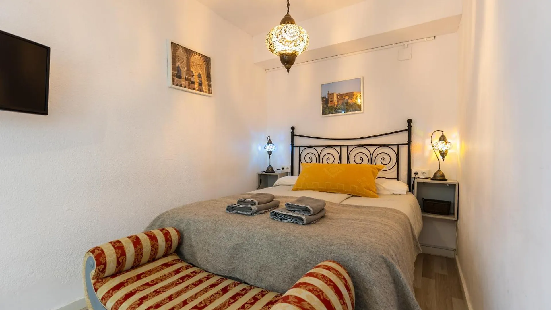 Piso Cuesta De Alhacaba Albaicin Bajo Apartment Granada 0*,  Spain